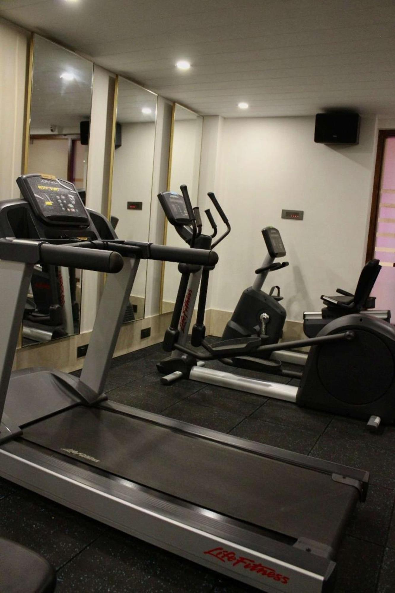Radisson Golf Resort Pahalgām מראה חיצוני תמונה